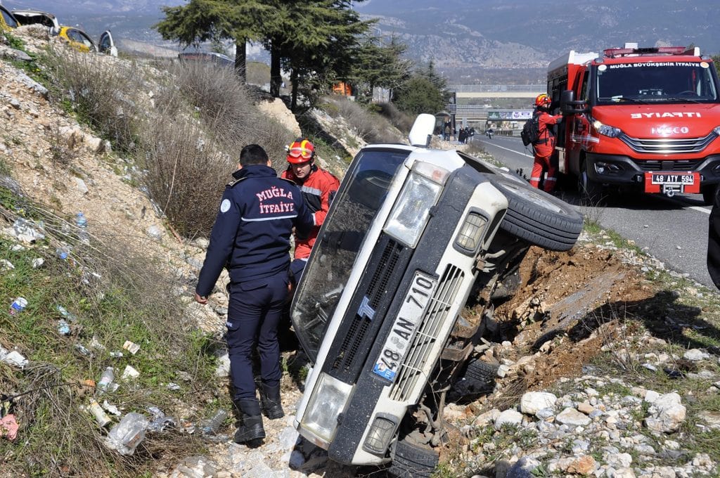 menteşe kaza, menteşe trafik kazası, muğla aydın karayolu, muğla aydın karayolu kaza, menteşe