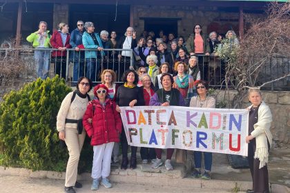 datça kadın platformu, datça kadın, datça, datça kadın platformu barış, datça barış toplantısı