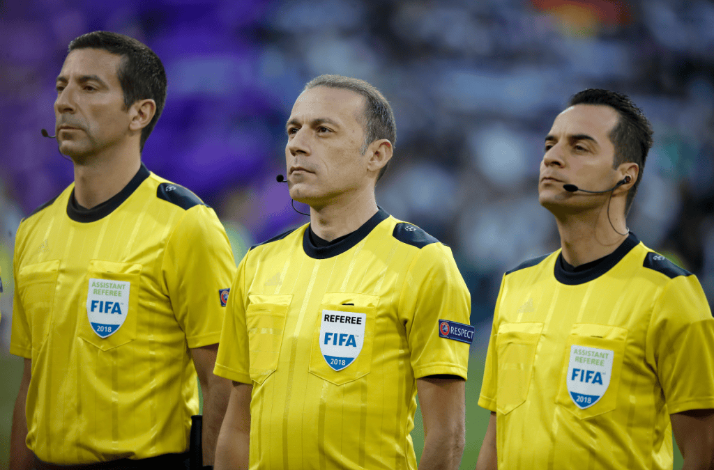 cüneyt çakır, cüneyt çakır dünya kupası, cüneyt çakır gürcistan, cüneyt çakır görev, hakem cüneyt çakır