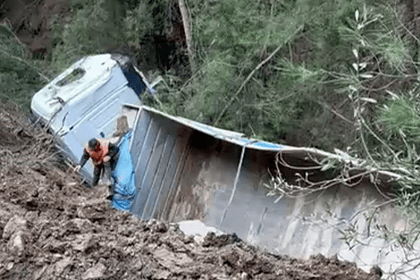 milas kaza milas tır kazası milas tır devrildi