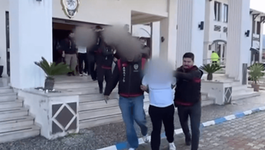 şüpheliler yakalandı fethiyefirari olarak aranan operasyon fethiye ilçe emniyet müdürlüğü fethiye firari