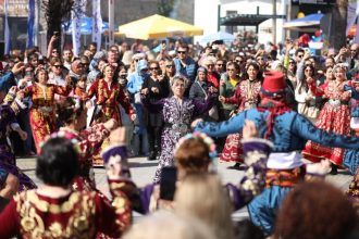 bodrum acı ot festivali, acı ot festivali, bodrum 7 acı ot festivali, bodrum suzan kardeş, bodrum ot festivali