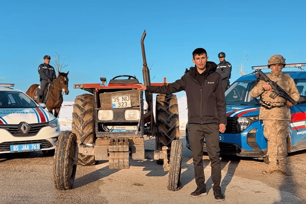 yatağanda çalınan traktör, yatağanda 21 yıl önce çalınan traktör, muğlada çalınan traktör, muğlada 21 yıl önce çalınan traktör, vanda 21 yıl sonra bulunan traktör