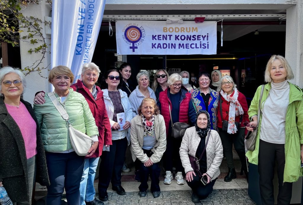 kadın buluşması bodrumlu kadınlar tamer mandalinci kent konseyi kadın meclisi bodrum mukadderat filmi