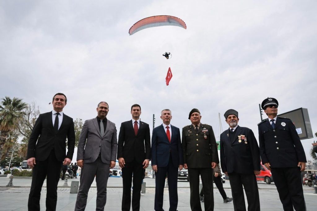 18 mart anma günü şehitleri anma günü 18 mart çanakkale bodrum belediyesi çanakkale zaferi bodrum 18 mart