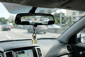 dikiz aynasına koku asmak yasak mı, araç dikiz aynasına koku asmak yasak mı, dikiz aynası süsü yasak mı, araç dikiz aynası süsü cezası, dikiz aynası süsü