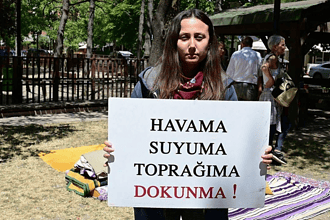 esra ışık tahliye