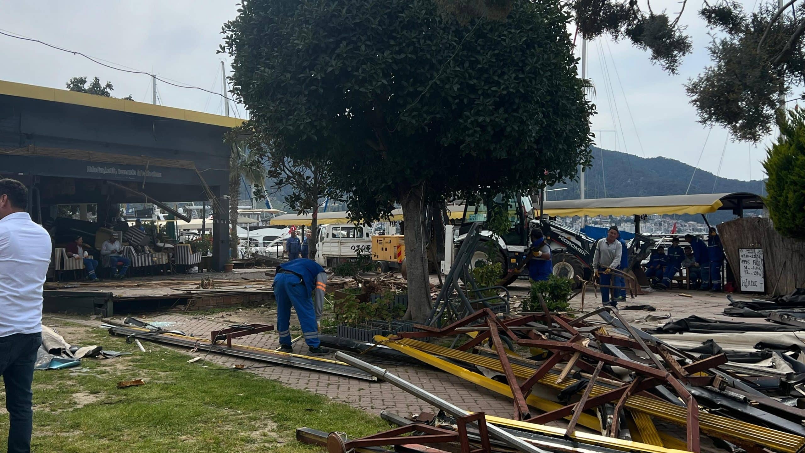 fethiye sahil bandı, fethiye sahil bandı kaçak yapılar, fethiye sahil bandı işletmeler, fethiye kaçak yapılar, fethiye