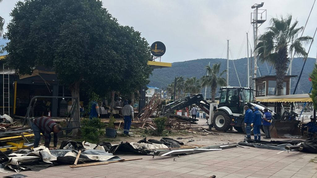 fethiye sahil bandı, fethiye sahil bandı kaçak yapılar, fethiye sahil bandı işletmeler, fethiye kaçak yapılar, fethiye