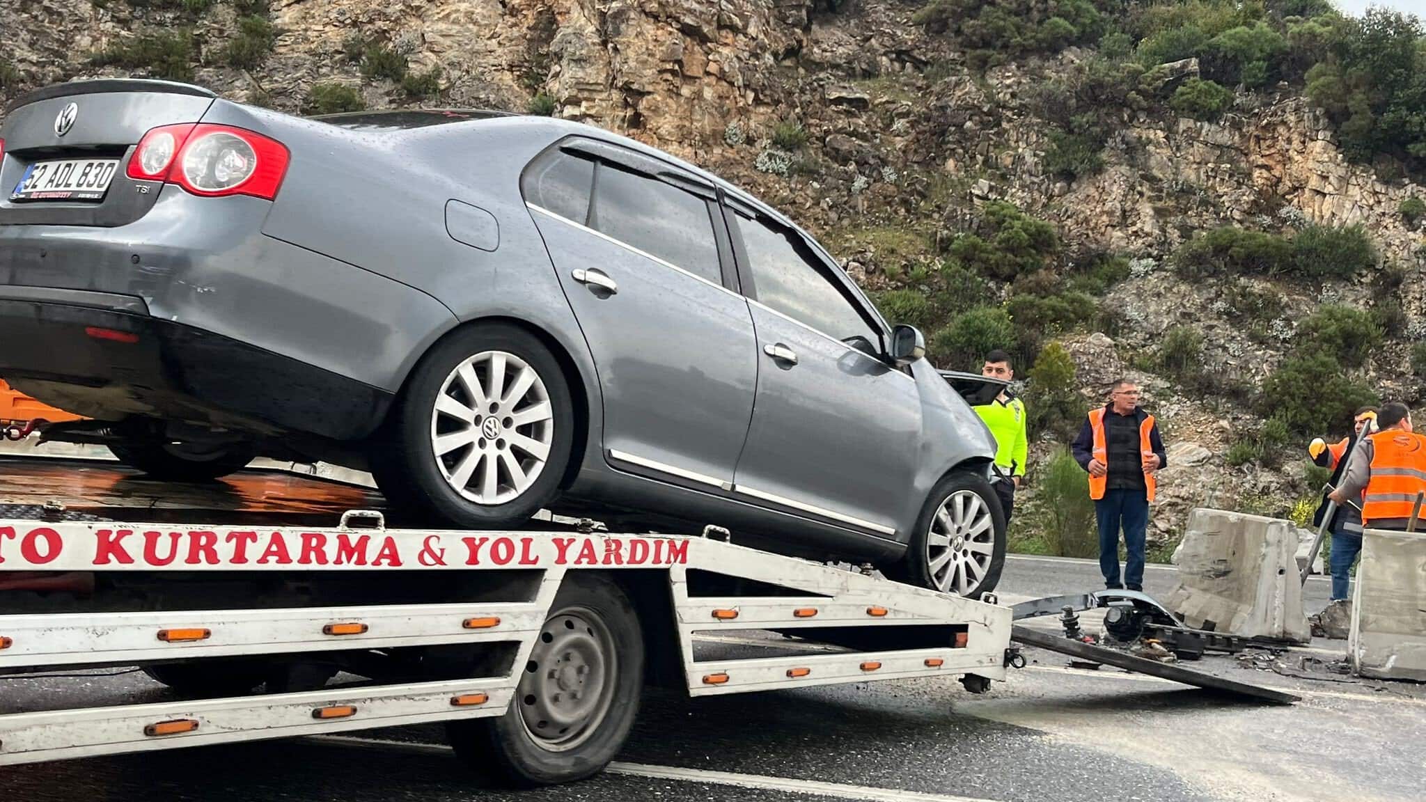 Muğla Sakar Geçidi’nde trafik kazası: Üç kişi yaralandı