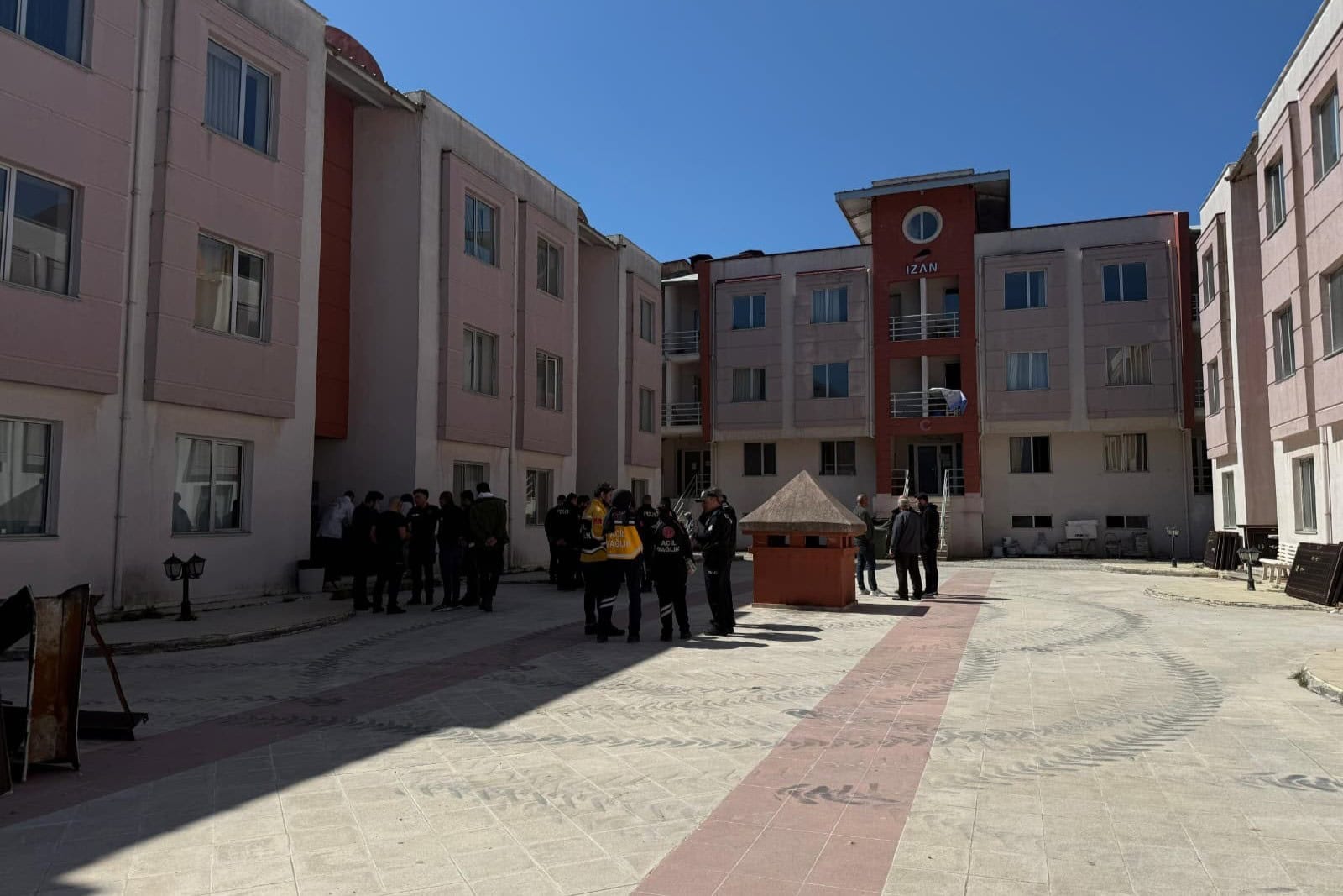 Menteşe’de bir teğmen evinde silahla vurulmuş halde ölü bulundu