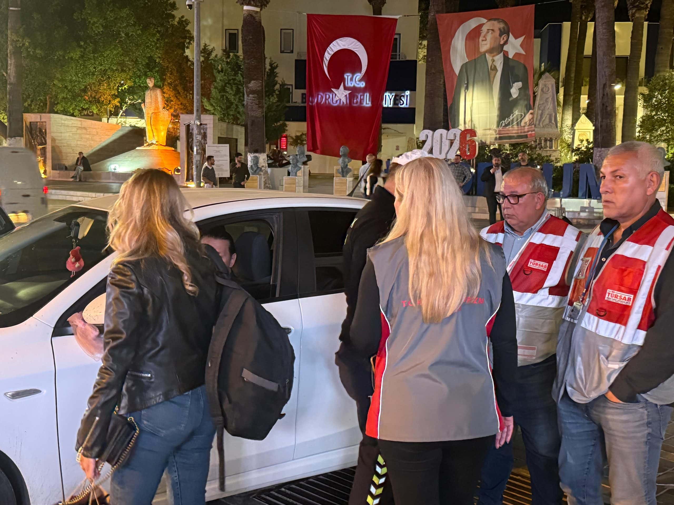 Bodrum’da “korsan taşımacılık” denetimleri yapıldı: Bir araç çekici ile bölgeden alındı