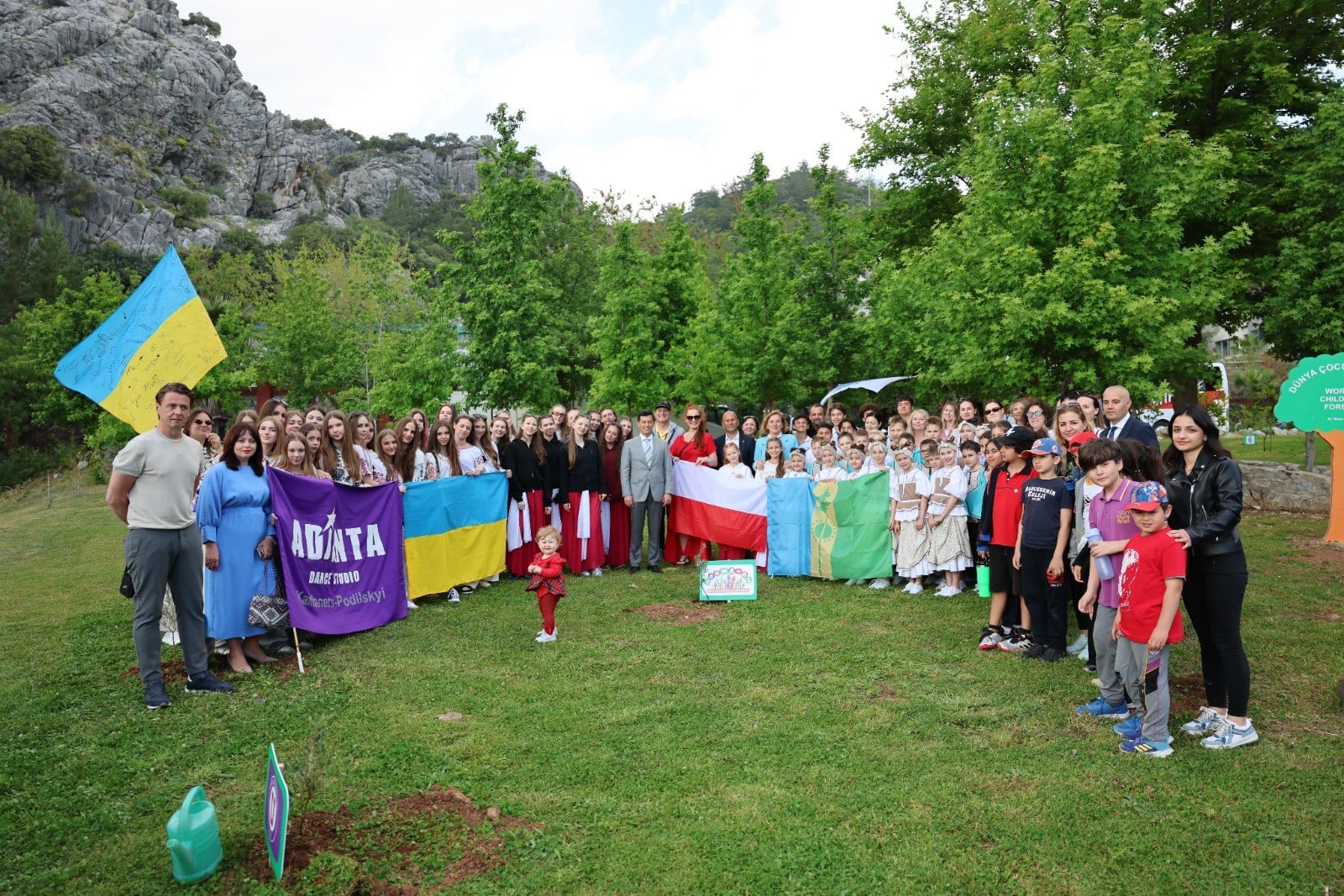 Marmaris’te 23 Nisan Uluslararası Çocuk Festivali ile kutlandı