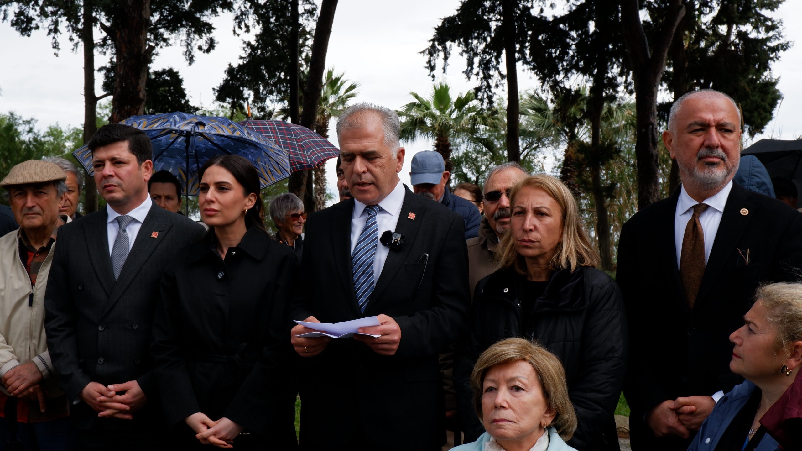 Datça’da eski hastane arazisinin özelleştirilmesine ilişkin basın açıklaması: “Bir kent sadece binalardan ibaret değildir”