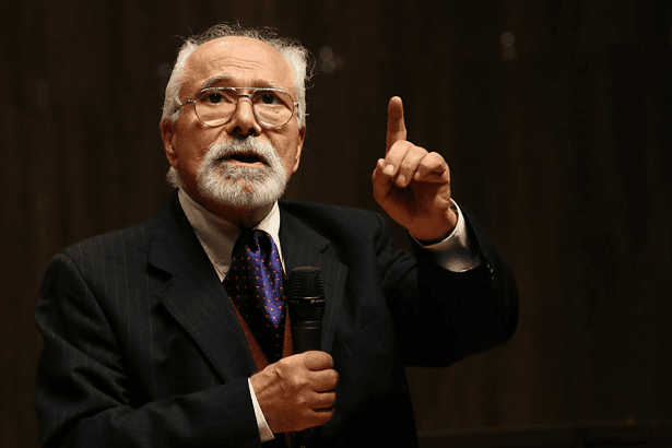 Emre Kongar’ın katılımıyla Fethiye’de söyleşi ve imza günü düzenlenecek