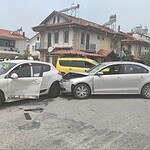 Fethiye Akarca’da trafik kazası: Bir kişi hastaneye kaldırıldı