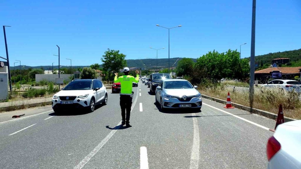 muğla kurban bayramı kurban bayramı dönüş kurban bayramı tatil dönüşü araç kuyrukları araç kuyruğu yerli turist