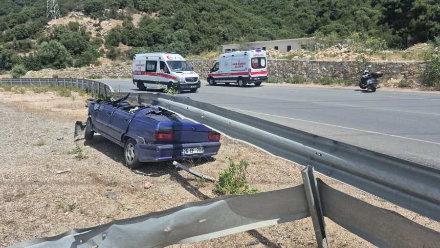 bodrum kaza, bodrum trafik kazası, bodrum, bodrumda otomobil bariyerlere çarptı, bodrum otomobil