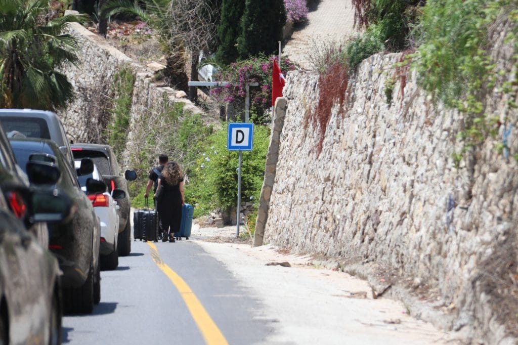 ölüdeniz araç kuyruğu, fethiye ölüdeniz yolu, fethiye ölüdeniz, ölüdeniz, fethiye kurban bayramı