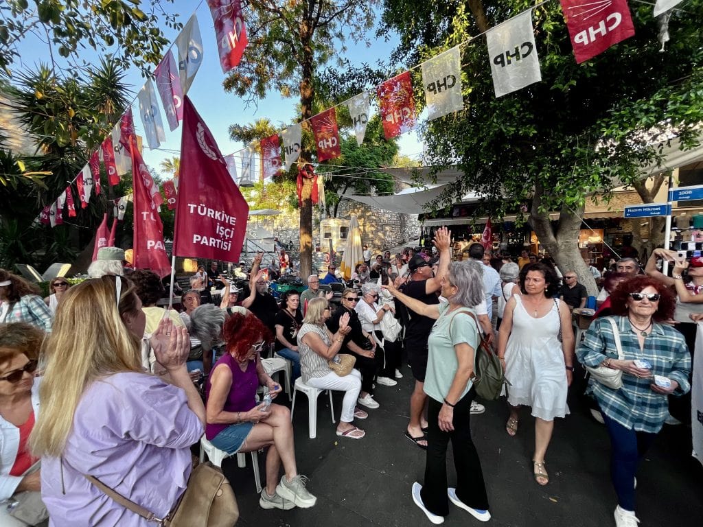 chp mutlak butlan yürüyüş bodrum emek ve demokrasi cumhuriyet halk partisi basın açıklaması bodrum mutlak butlan