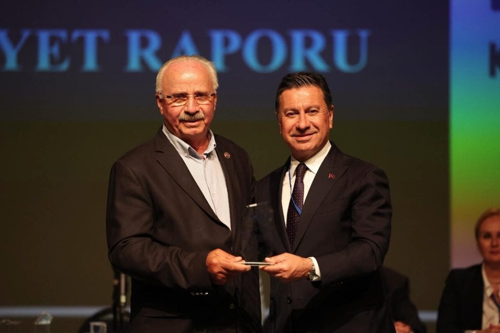 Ahmet Aras yeniden Kıyı Belediyeler Birliği Başkanı seçildi