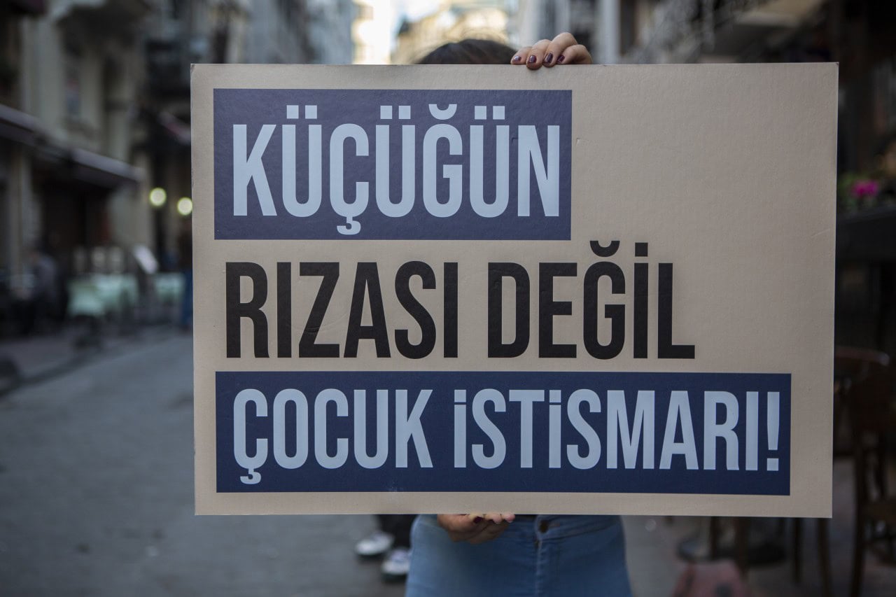 Datça Kadın Platformu, çocuğa yönelik cinsel istismar duruşması için 15 Mayıs’ta adliyede