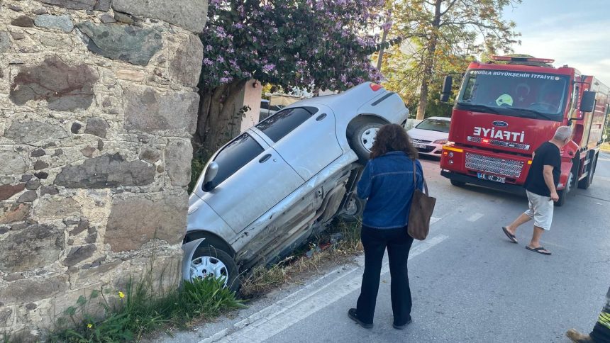 maddi hasar itfaiye yalıkavak mahallesi trafik kazası bodrum kaza yalıkavak trafik kazası