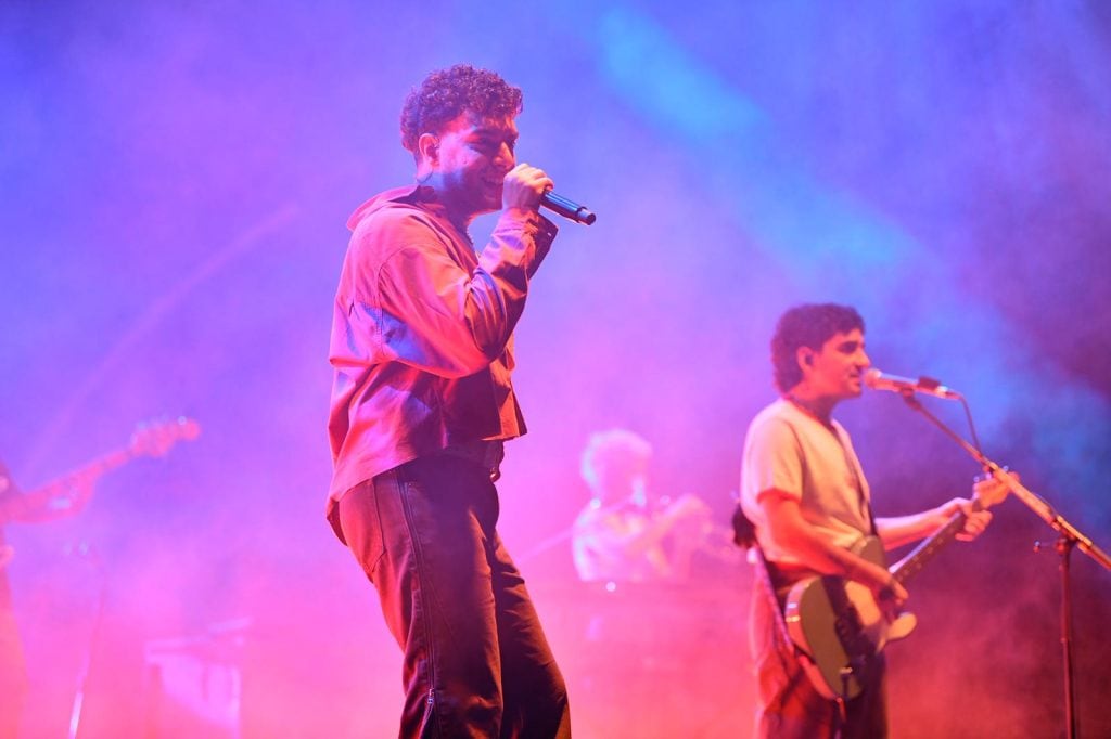 dolu kadehi ters tut fethiye konser