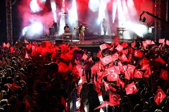 dolu kadehi ters tut fethiye