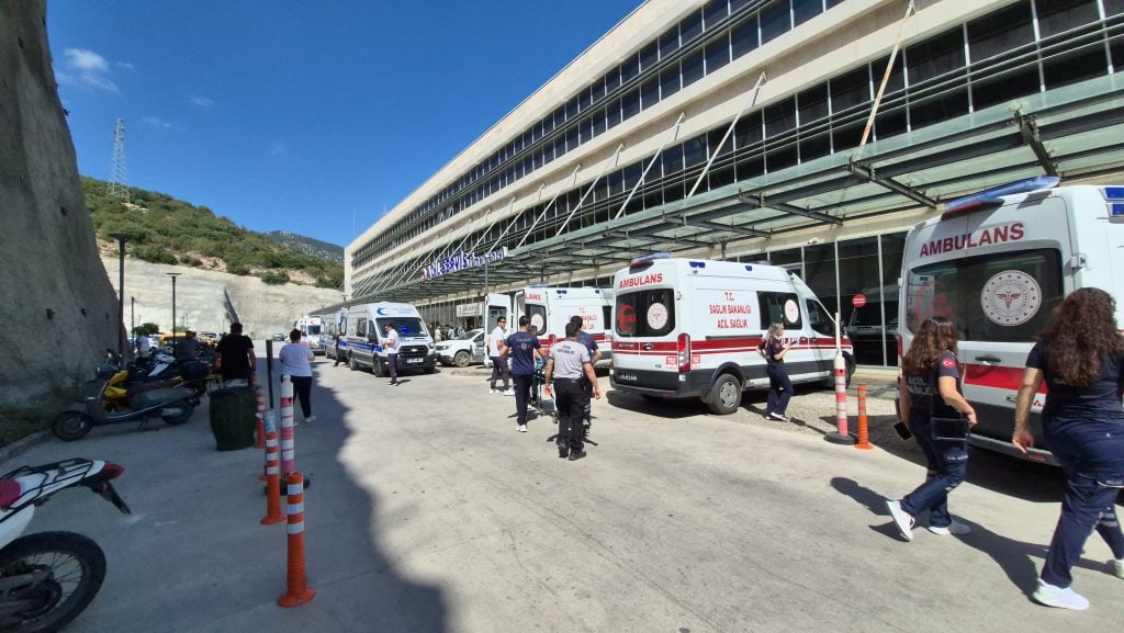 bodrum kaza, bodrum trafik kazası, bodrum güvercinlik, bodrum güvercinlik kaza, bodrum