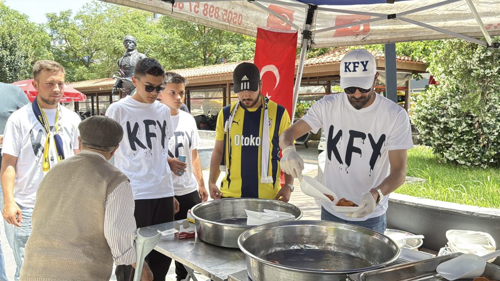Muğla’da Aziz Yıldırım adına lokma döktürüldü