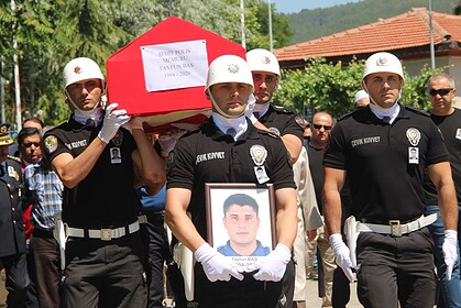 şehit Polis Memuru Tayfun Baş tören