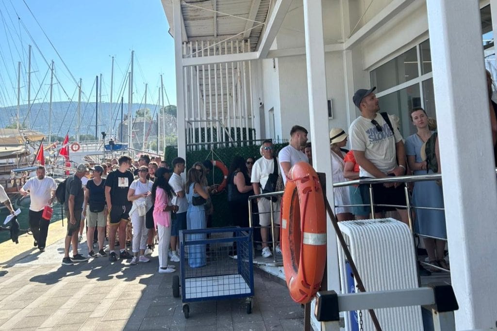 bodrum limanı, bodrum limanı deniz hudut kapısı, bodrum deniz hudut kapısı, bodrum limanı 24 saat hizmet, bodrum 