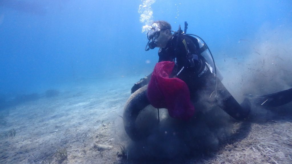 Bodrum Akyarlar’da yapılan deniz dibi temizliğinde 850 kilog