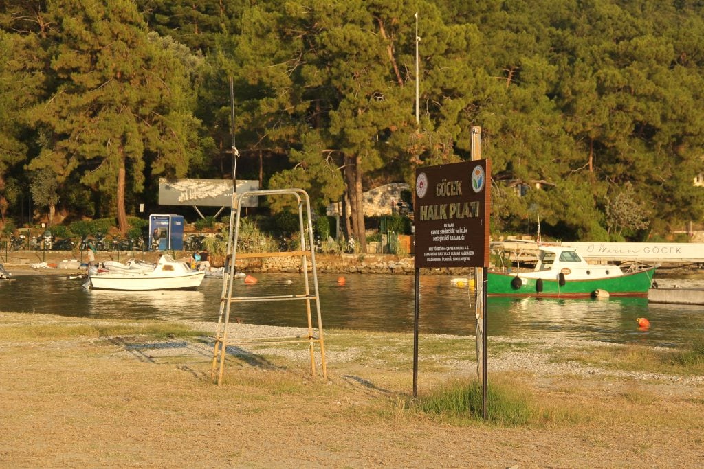 fethiye göcek kumburnu halk plajı