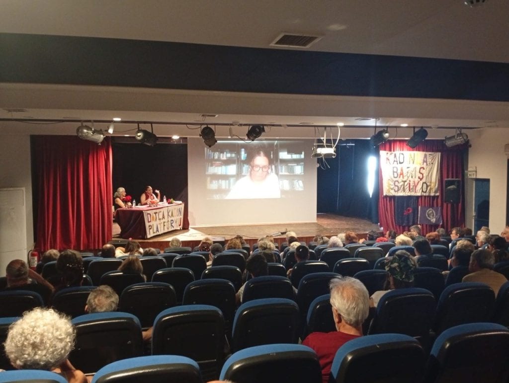 datça kadın platformu, ortadoğu ve dünyada savaşın içinde kadınlar, hediye levent, hale gönültaş, datça